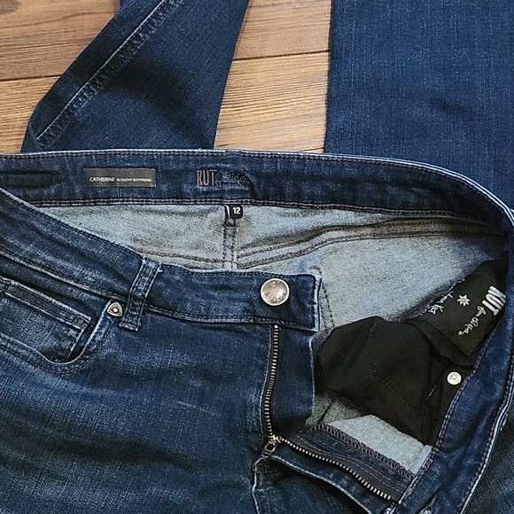 Kut from the Kloth - Catherine Slouchy Boyfriend Jean - Picture 3 of 6